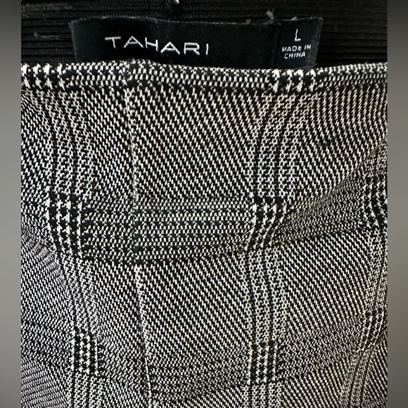 Stretchy Plaid Tahari Pants - Picture 5 of 6